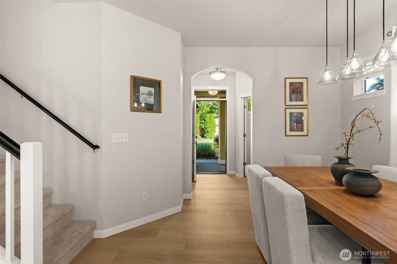 11220 Borgen Loop