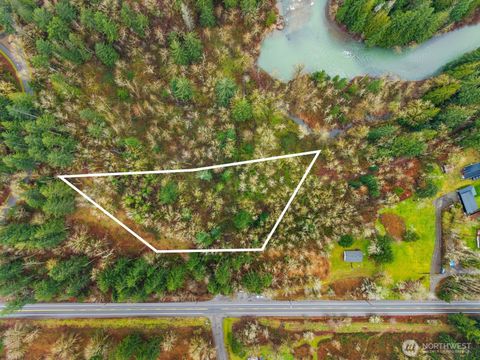 Photo of 0 Cumberland Kanaskat Road SE, Ravensdale, WA 98051 (MLS # 2496239)