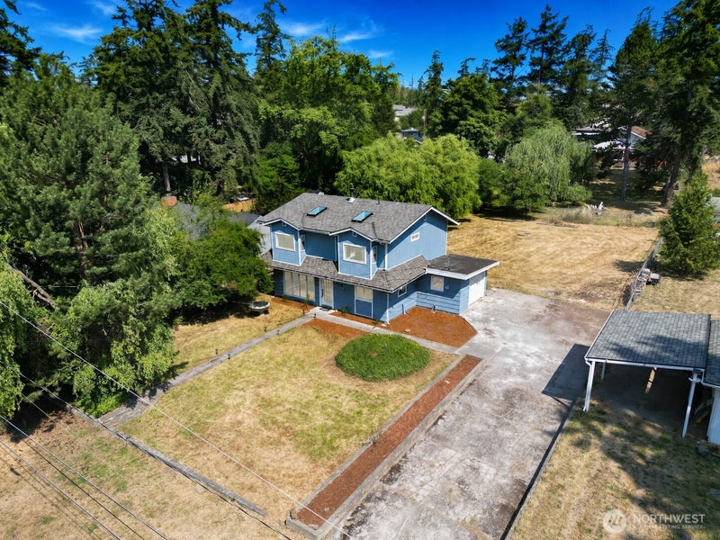 1040 W Shady Lane WA