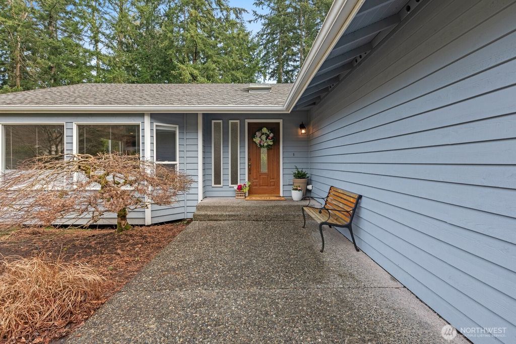 Photo of 13713 26th Avenue SE, Mill Creek, WA 98012 (MLS # 2328816)