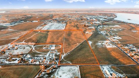 Photo of 0 Road 3 NE, Moses Lake, WA 98837 (MLS # 2332386)