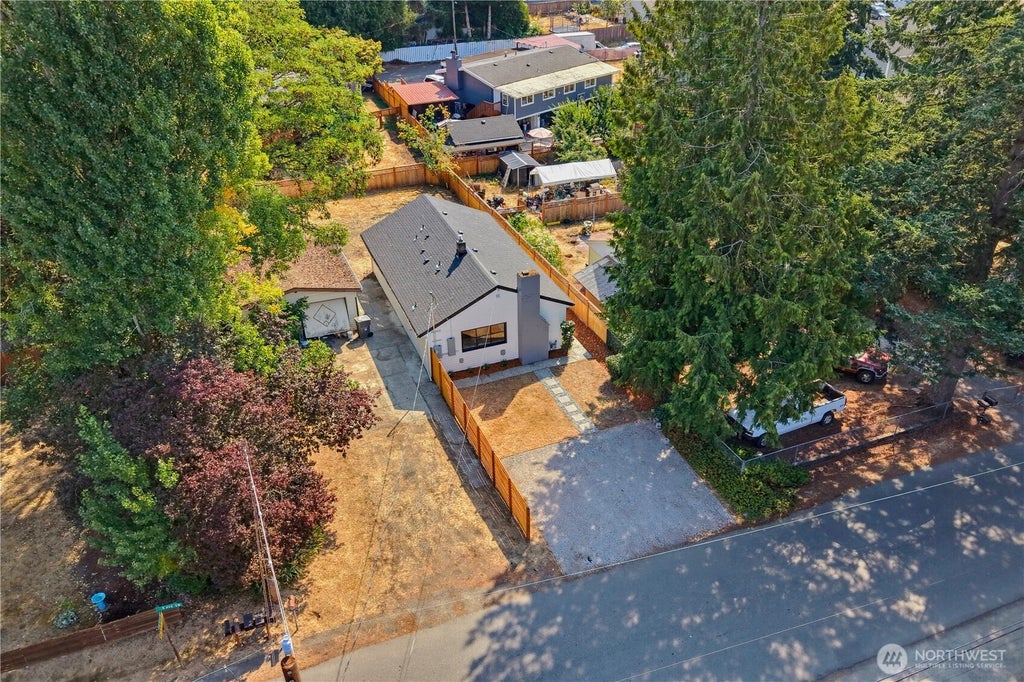Photo of 12504 8th Avenue SW, Burien, WA 98146 (MLS # 2574721)