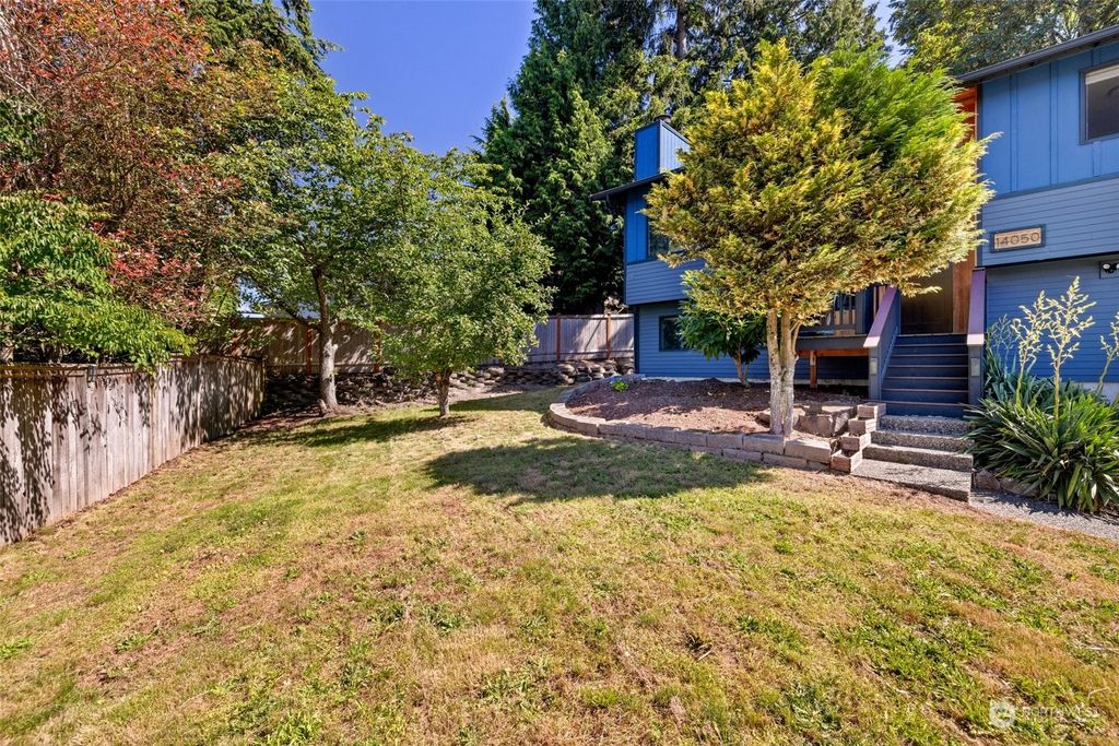Photo of 14050 127th Place NE, Kirkland, WA 98034 (MLS # 2260276)