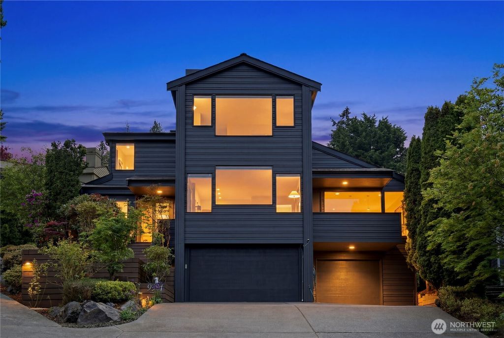 Photo of 9354 California Drive SW, Seattle, WA 98136 (MLS # 2523763)