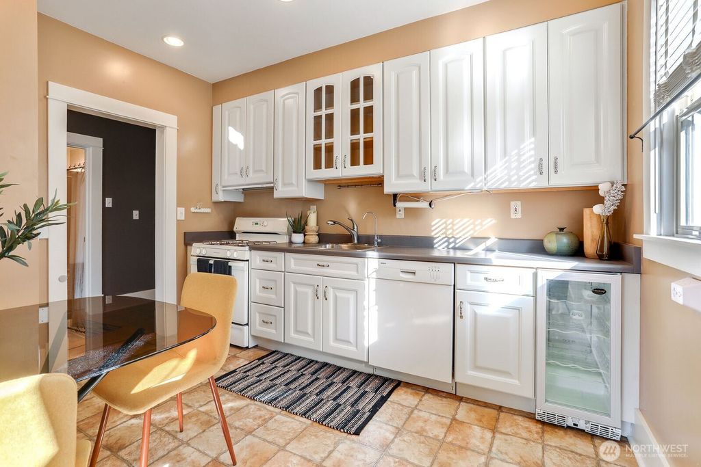 Photo of 2021 4th Avenue N #6, Seattle, WA 98109 (MLS # 2437620)
