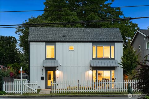 Photo of 4506 S Kenyon St, Seattle, WA 98118 (MLS # 2532088)