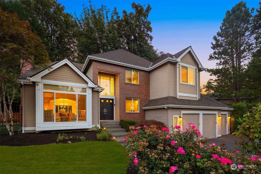 Photo of 18815 201st Avenue NE, Woodinville, WA 98077 (MLS # 2272709)