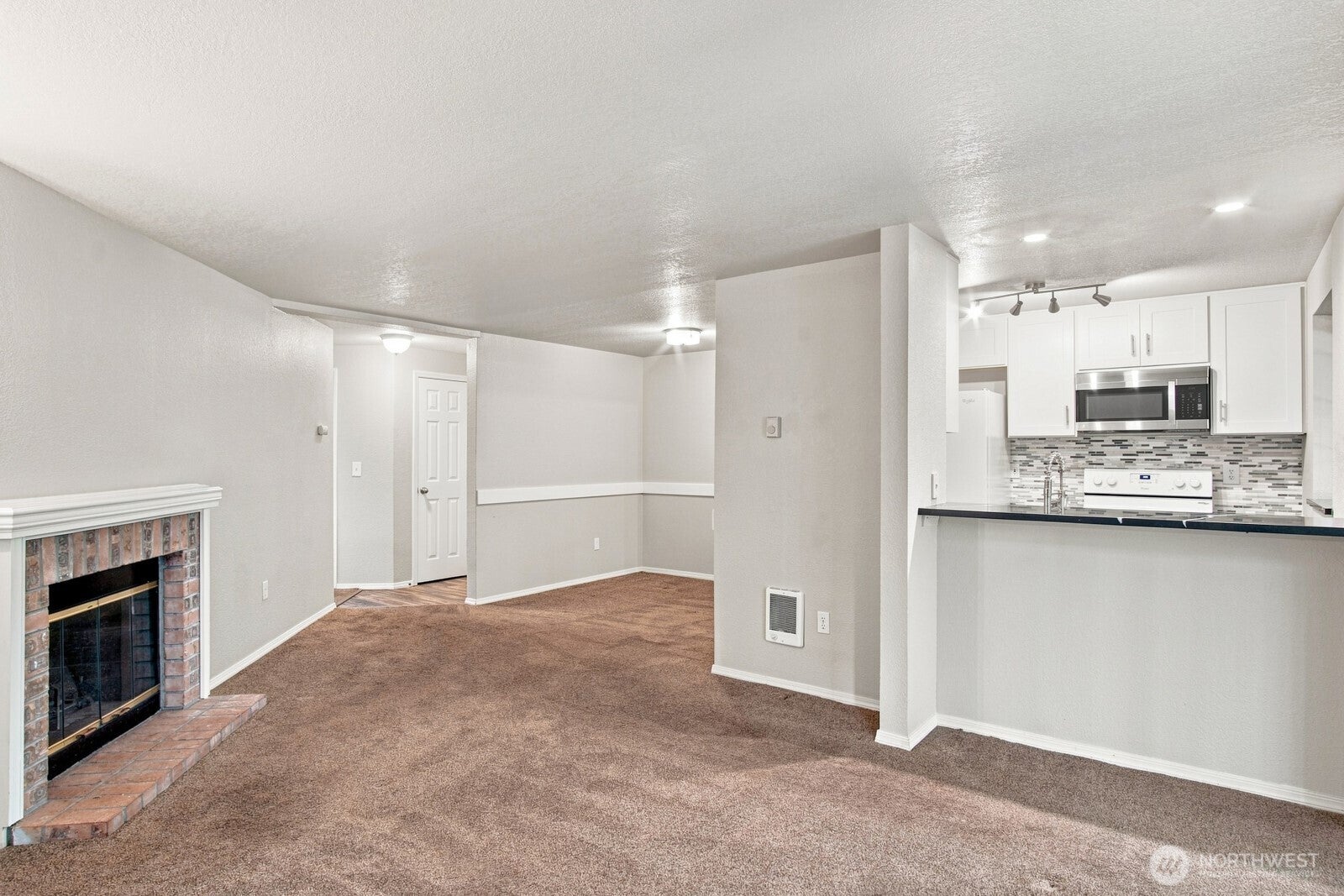 15433 Country Club Drive E103