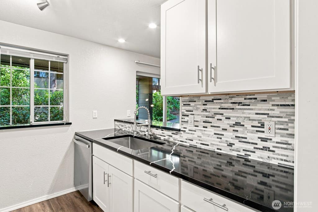 Photo of 15433 Country Club Drive #E103, Mill Creek, WA 98012 (MLS # 2567847)
