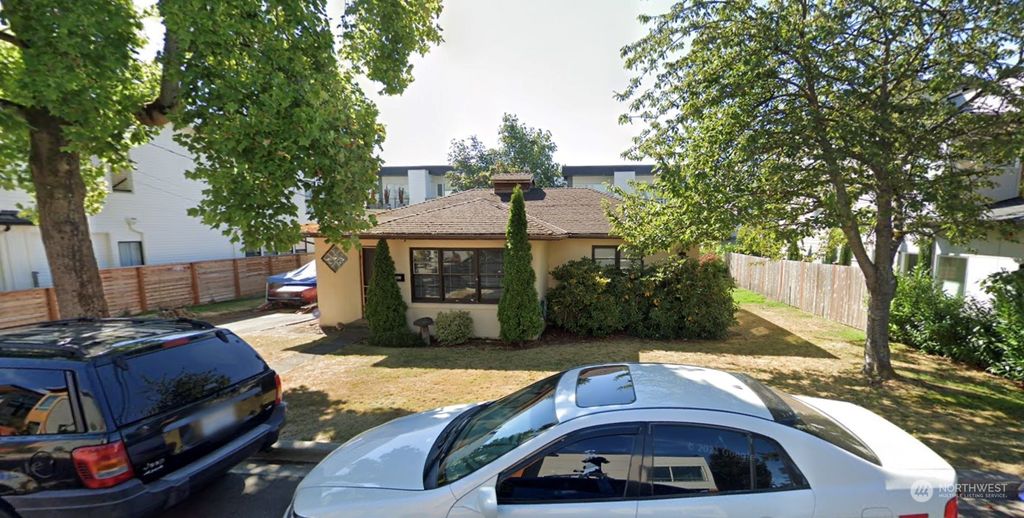 Photo of 219 3rd Avenue S, Kirkland, WA 98033 (MLS # 2027271)