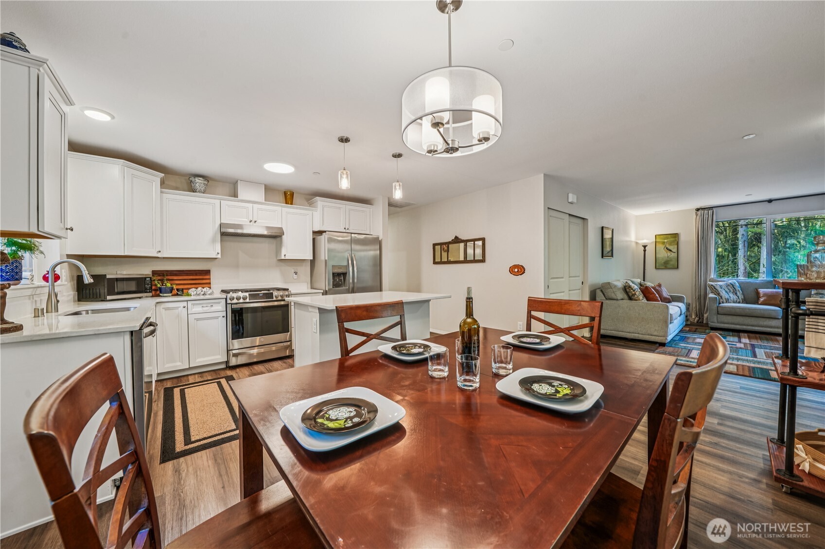 5993 NE Verdant Drive