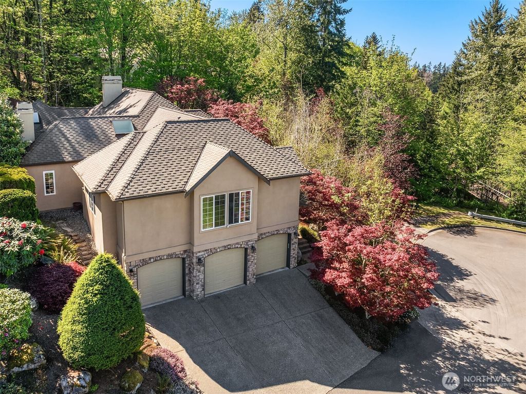 Photo of 17247 SE 54th Place, Bellevue, WA 98006 (MLS # 2509477)