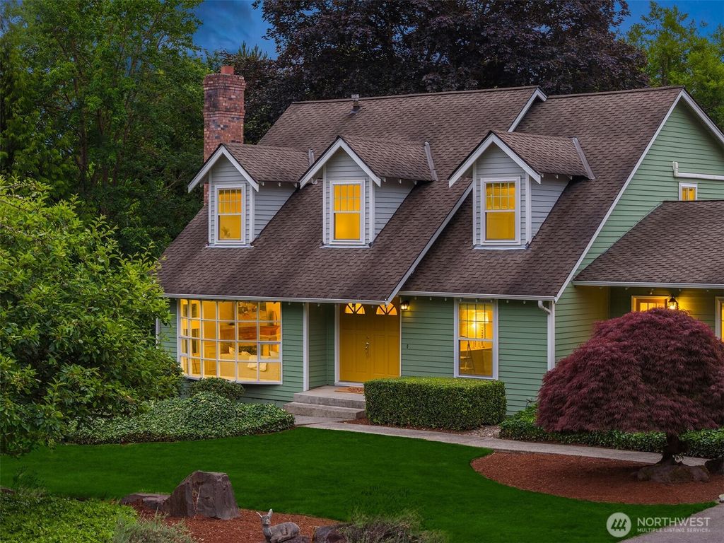 Photo of 18127 NE 125th Street, Redmond, WA 98052 (MLS # 2367035)