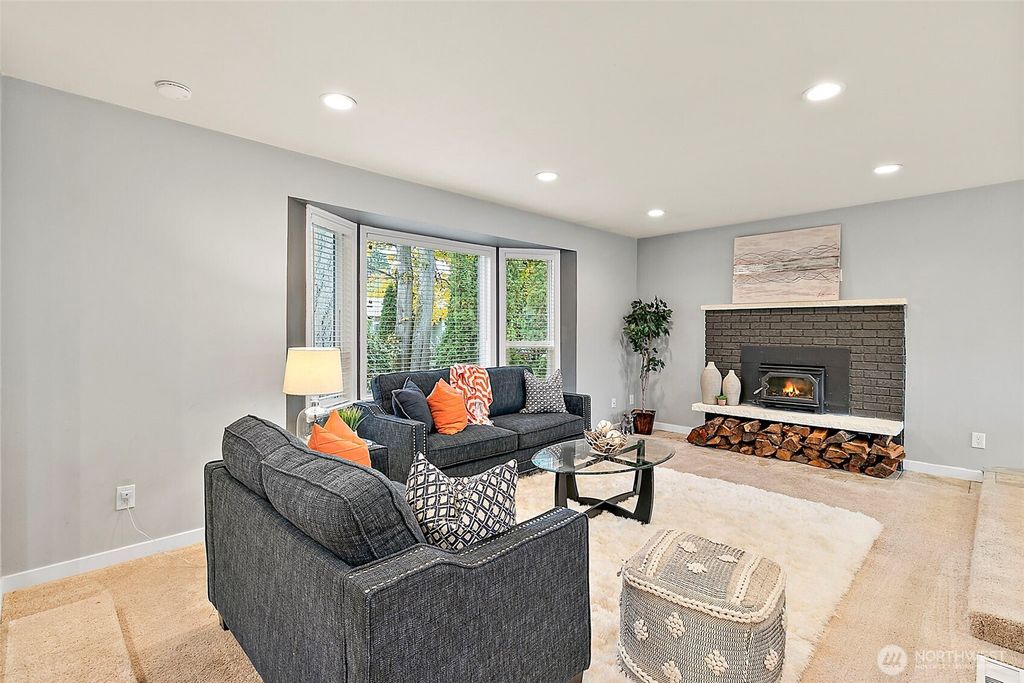 Photo of 21842 SE 265th Way, Maple Valley, WA 98038 (MLS # 2447160)