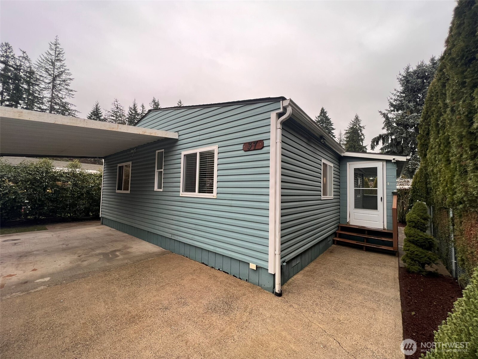 3501 Auburn Way S 37