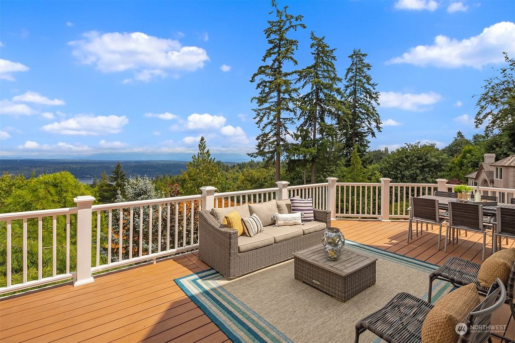 Photo of 5766 173rd Avenue SE, Bellevue, WA 98006 (MLS # 2235455)