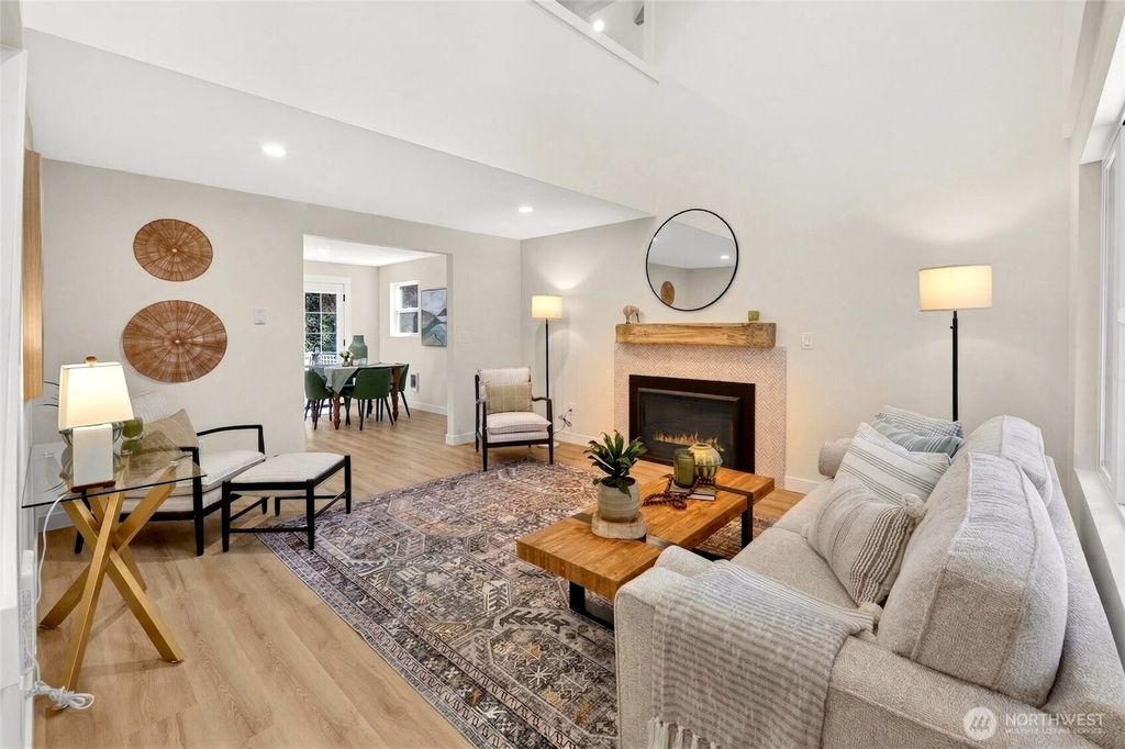 Photo of 20017 Locust Way, Lynnwood, WA 98036 (MLS # 2508006)