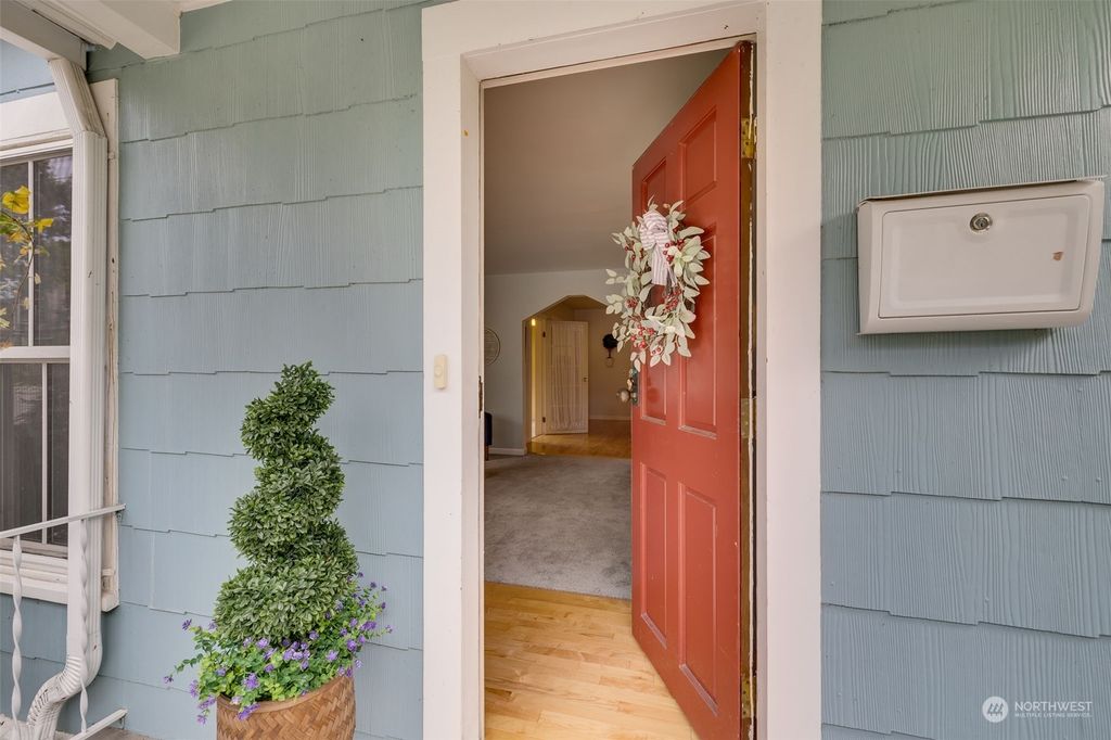 Photo of 6756 23rd Avenue NW, Seattle, WA 98117 (MLS # 2283320)