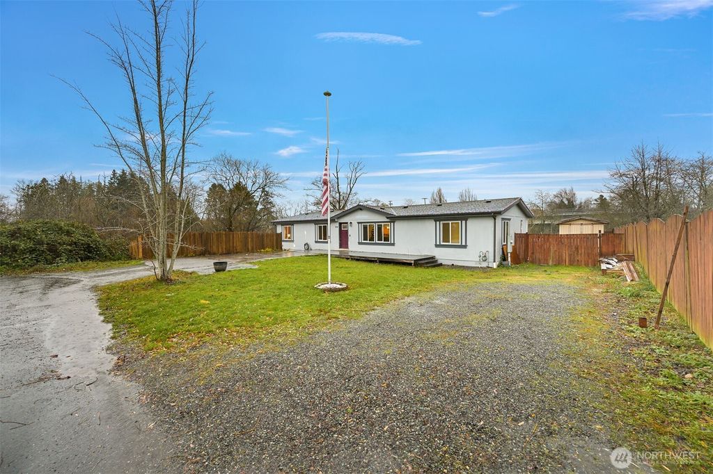 Photo of 954 Garfield Avenue, Blaine, WA 98230 (MLS # 2461195)