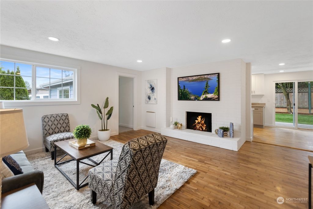 Photo of 14616 36th Avenue W, Lynnwood, WA 98087 (MLS # 2156534)