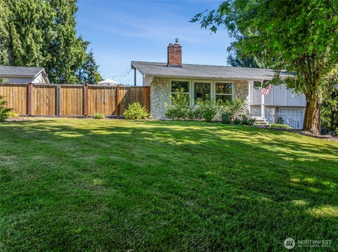 Photo of 6221 81st Street E, Puyallup, WA 98371 (MLS # 2544570)