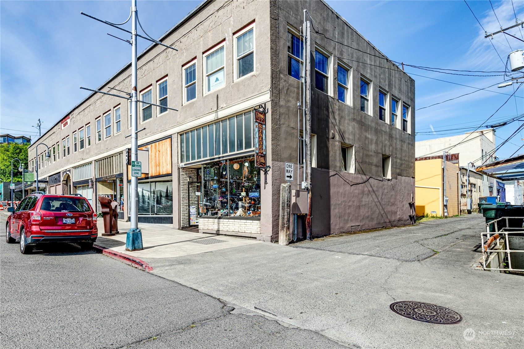 104 N Laurel Street