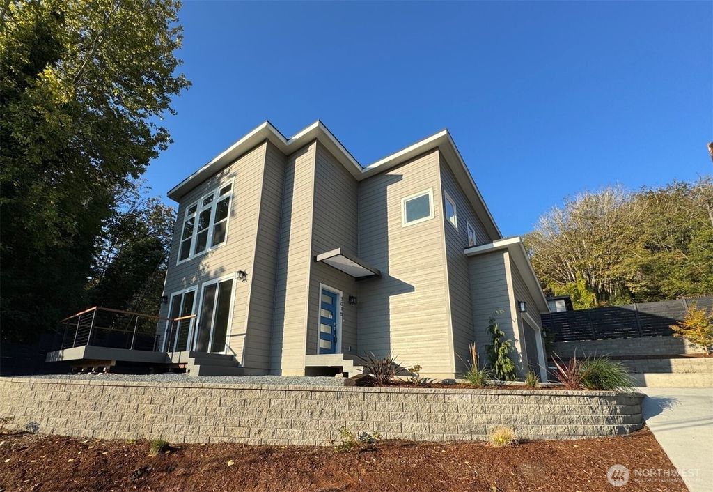 Photo of 3015 SW Harbor Lane, Seattle, WA 98126 (MLS # 2391043)