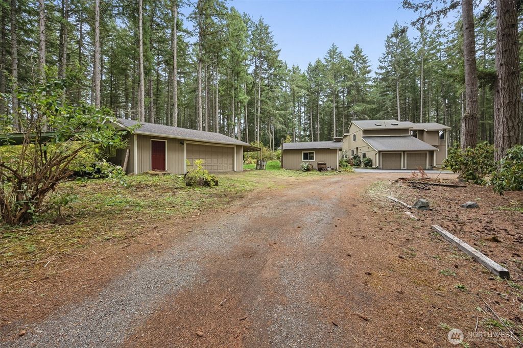Photo of 24315 64th Avenue E, Graham, WA 98338 (MLS # 2442275)