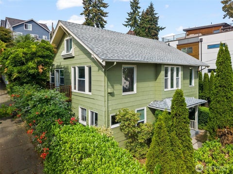 Photo of 1923 15th Avenue S, Seattle, WA 98144 (MLS # 2582649)