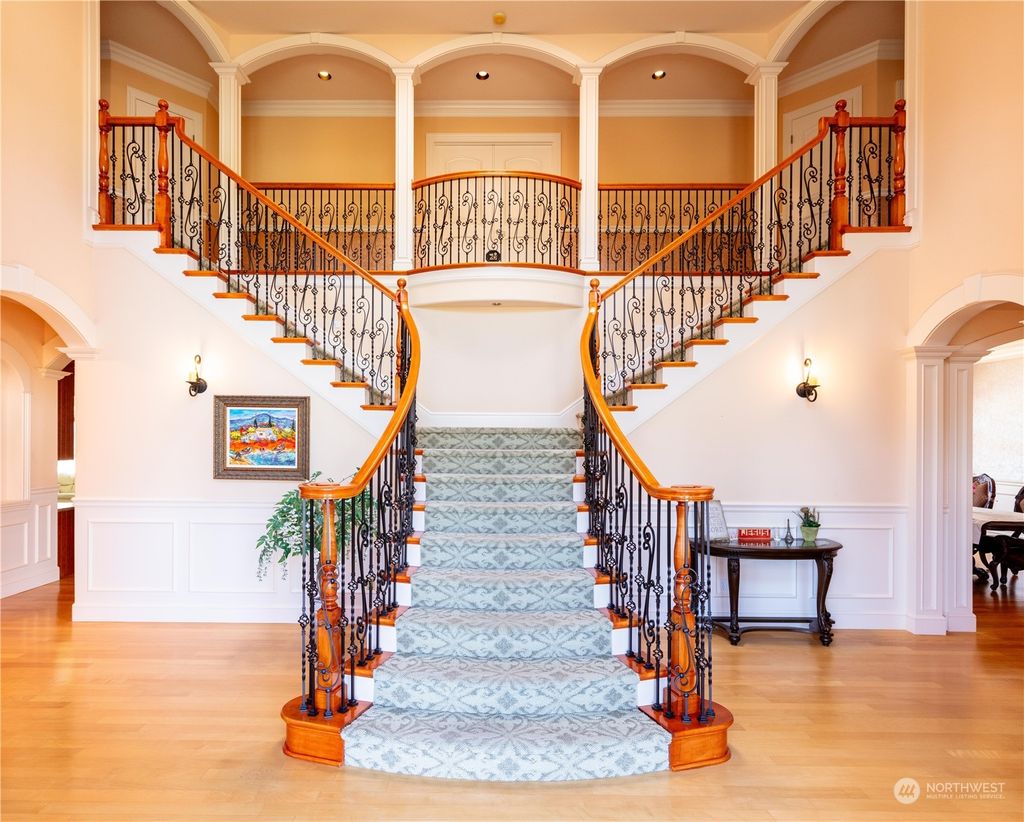 Photo of 30519 24th Avenue SW, Federal Way, WA 98023 (MLS # 2217733)