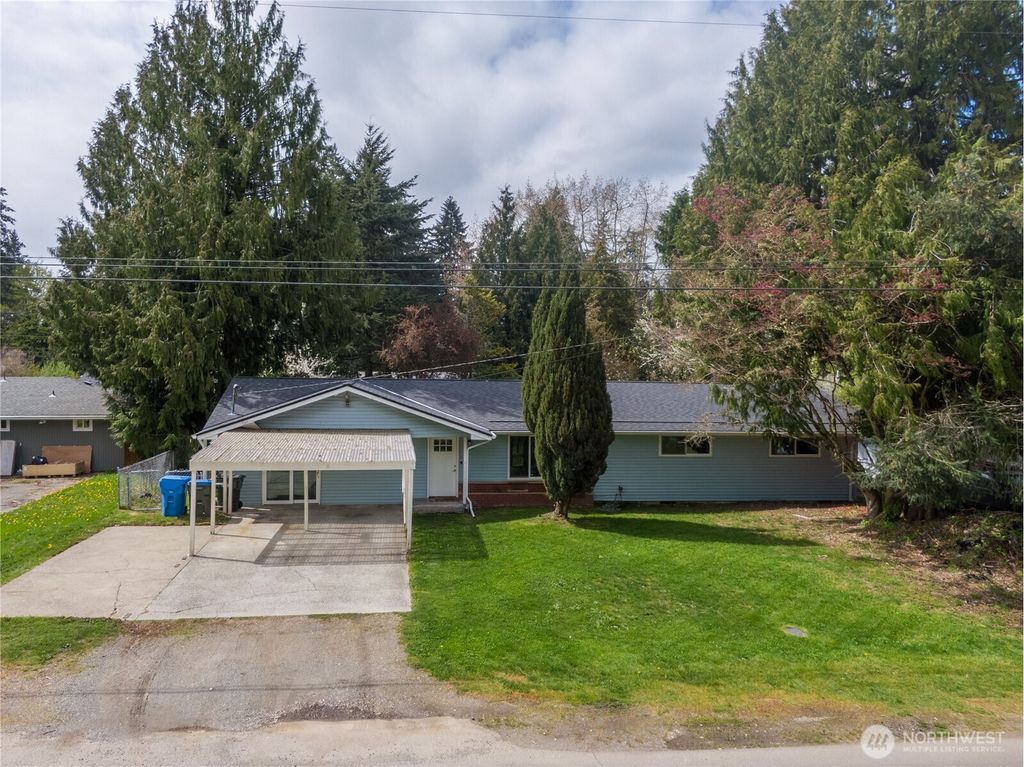 Photo of 1625 Alder Street SE, Lacey, WA 98503 (MLS # 2506936)