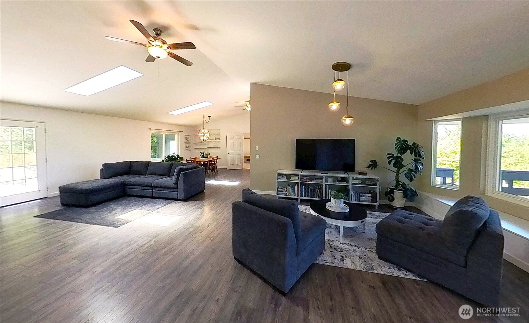 285 Guiles Road