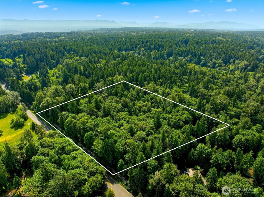 Photo of 21 XXX NE 133rd Street, Woodinville, WA 98077 (MLS # 2591161)
