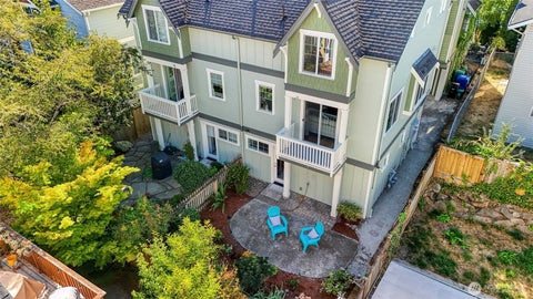 Photo of 8846 Midvale Avenue N #B, Seattle, WA 98103 (MLS # 2575564)
