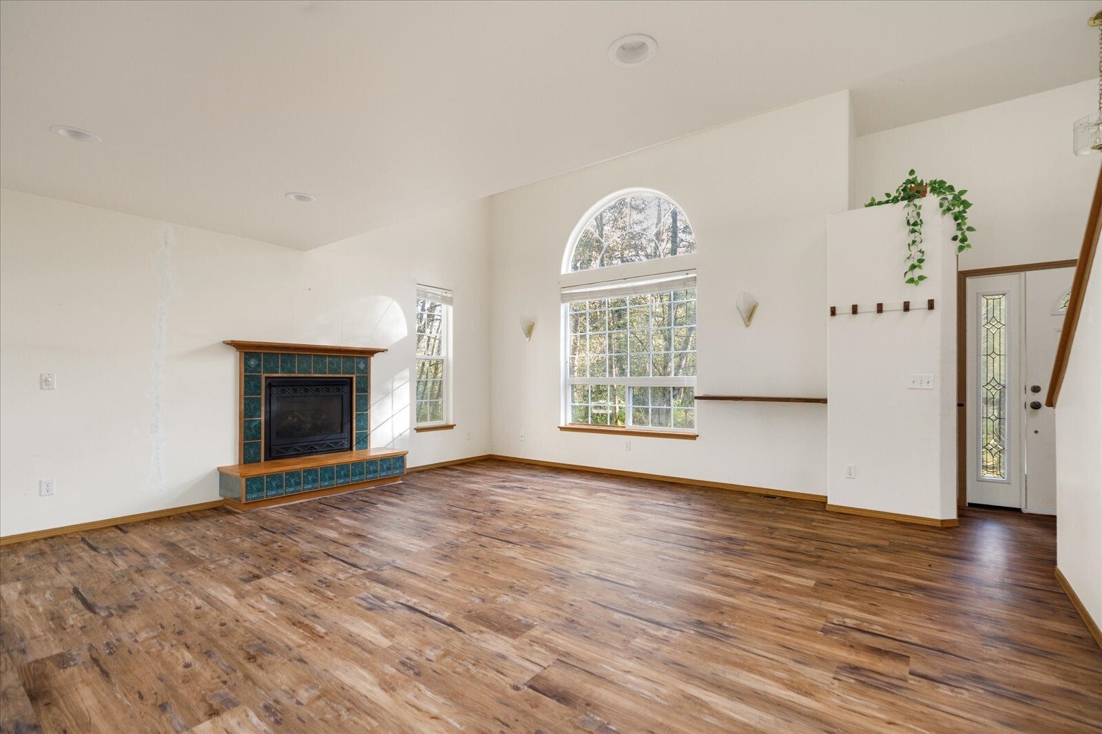 251 E Troxell Road