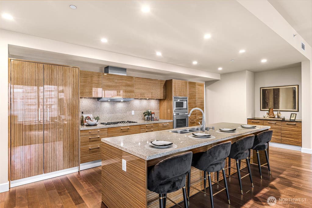 Photo of 1920 4th Avenue #2605, Seattle, WA 98101 (MLS # 2562339)