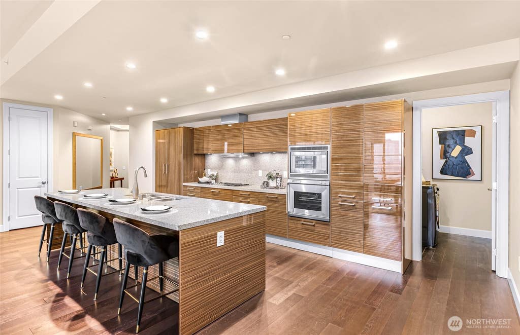 Photo of 1920 4th Avenue #2605, Seattle, WA 98101 (MLS # 2562339)