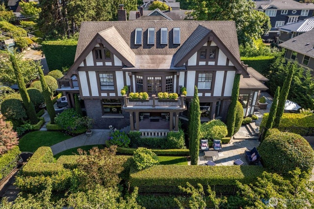 1215 E Lynn Street, Seattle