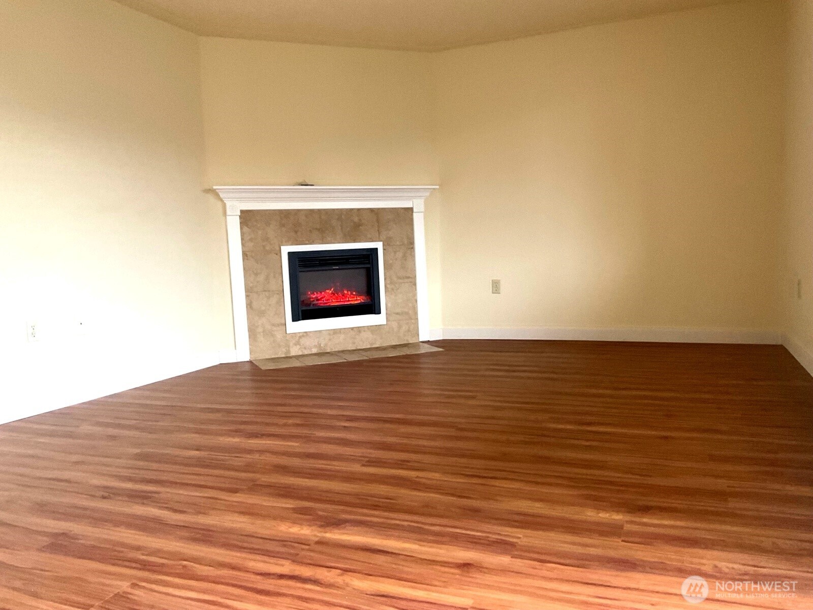 10018 Golden Given Road E 33