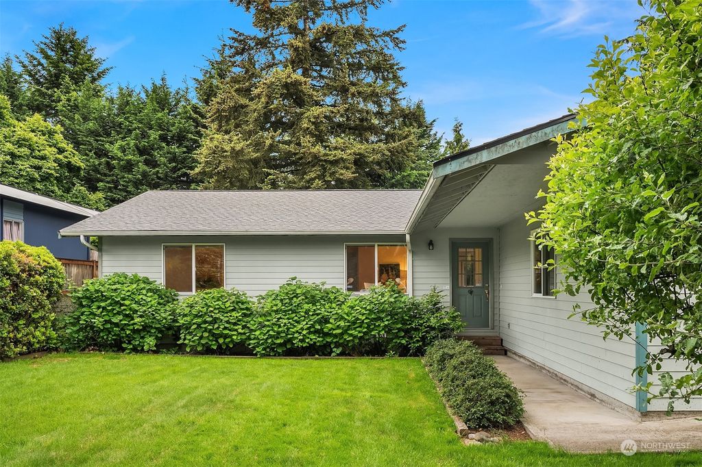 Photo of 4807 NE 7th Place, Renton, WA 98059 (MLS # 2243900)