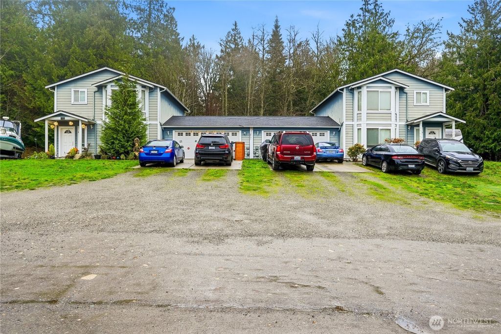 Photo of 6731 114th Place NW, Marysville, WA 98271 (MLS # 2464440)