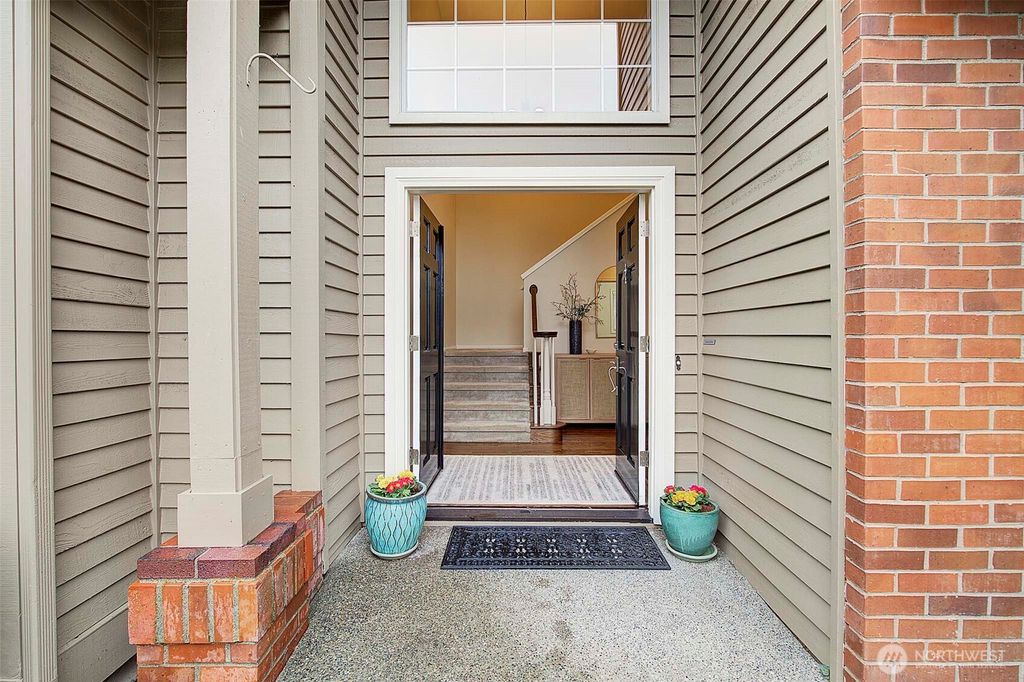 Photo of 1825 230th Avenue NE, Sammamish, WA 98074 (MLS # 2487531)