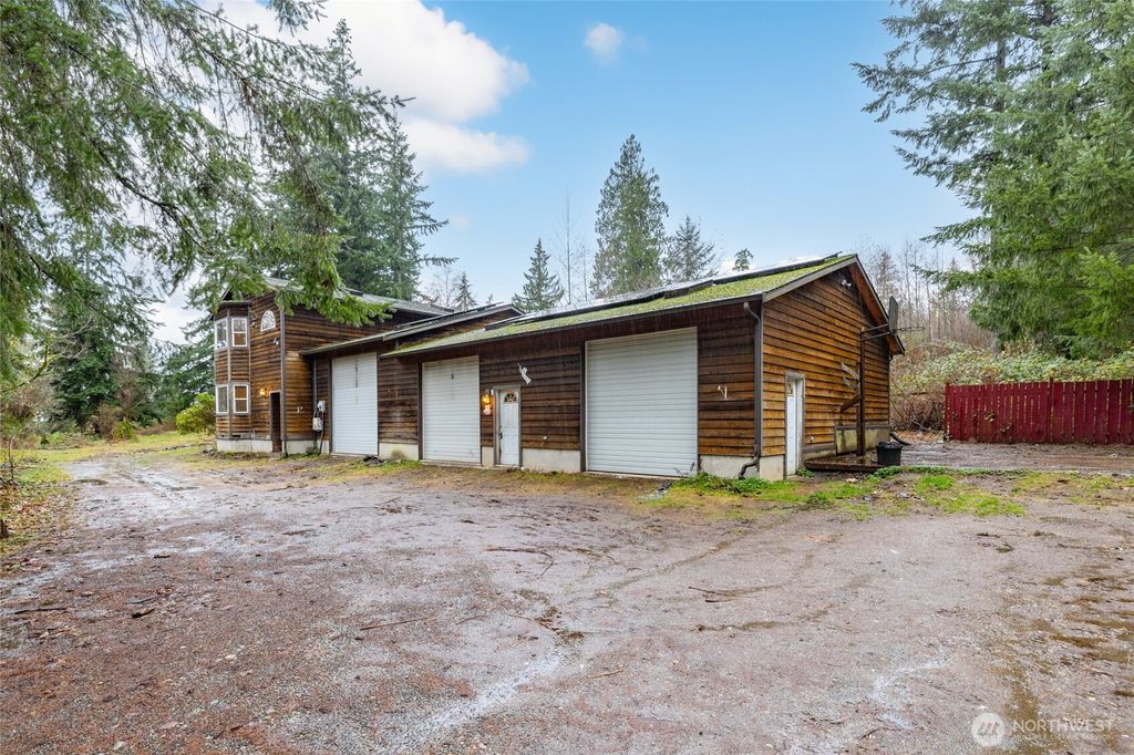 Photo of 7308 Valley View Road, Sedro Woolley, WA 98284 (MLS # 2457350)