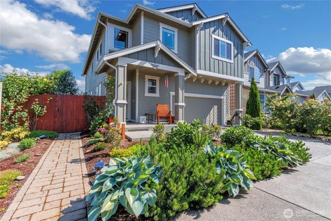 Photo of 1504 29th Street NW, Puyallup, WA 98371 (MLS # 2529636)