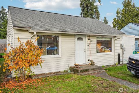 Photo of 1215 117th Street S, Tacoma, WA 98444 (MLS # 2459115)