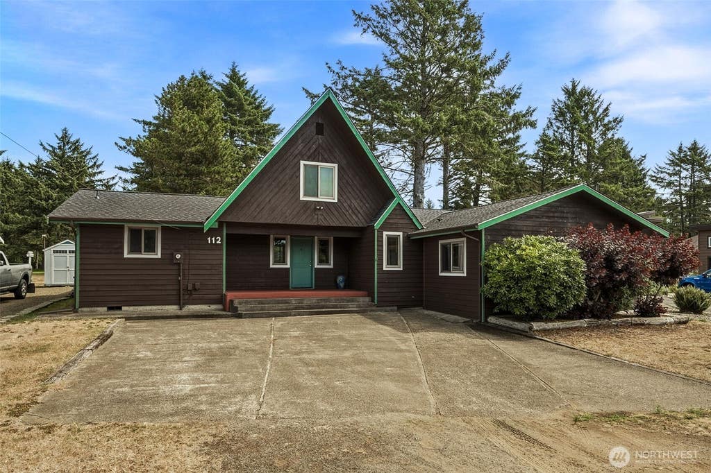 Photo of 112 Canal Drive NE, Ocean Shores, WA 98569 (MLS # 2569278)