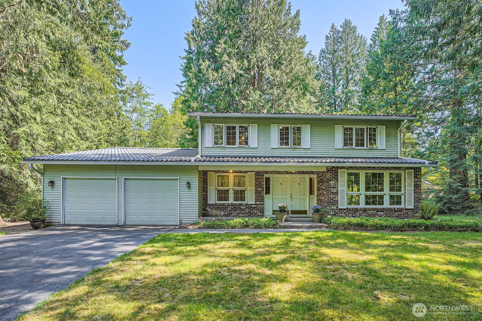 21927 SE 37th Street