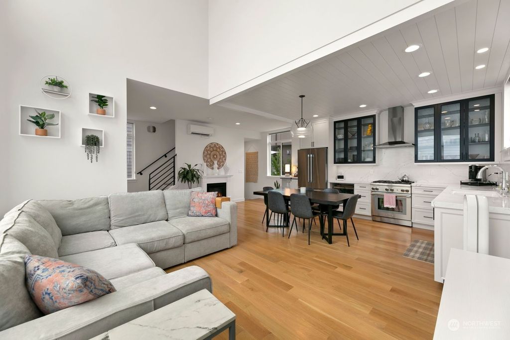 Photo of 5034 Sand Point Place NE, Seattle, WA 98105 (MLS # 2139150)