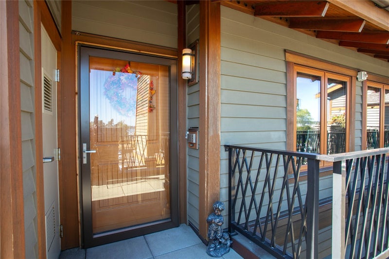 9535 Semiahmoo Pkwy B303
