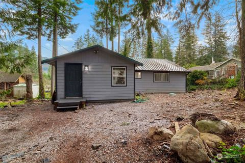 6263 Chestnut Drive Maple Falls WA 98266
